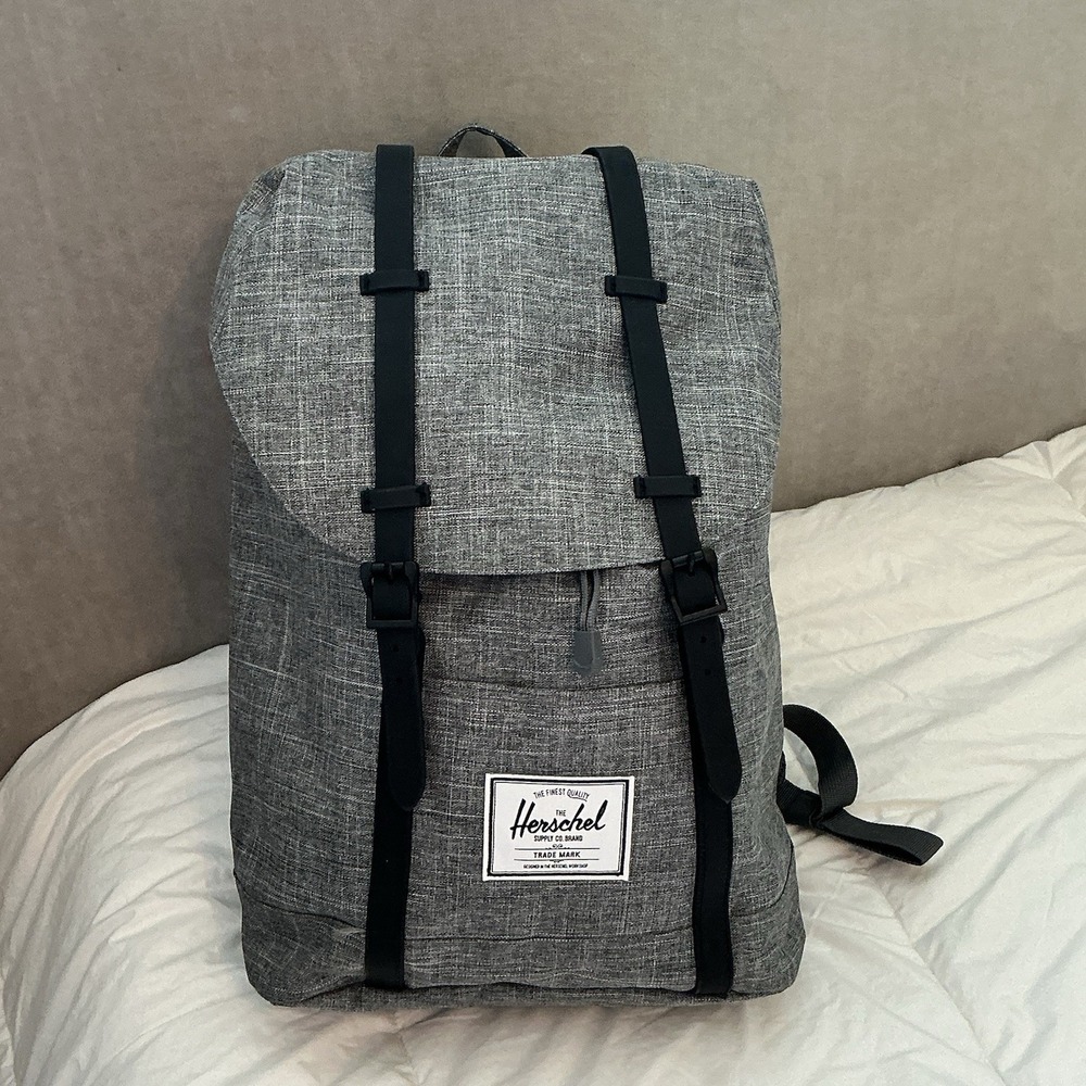 Herschel Retreat Backpack Raven Crosshatch Gray 18" Bag Black Rubber Straps LK